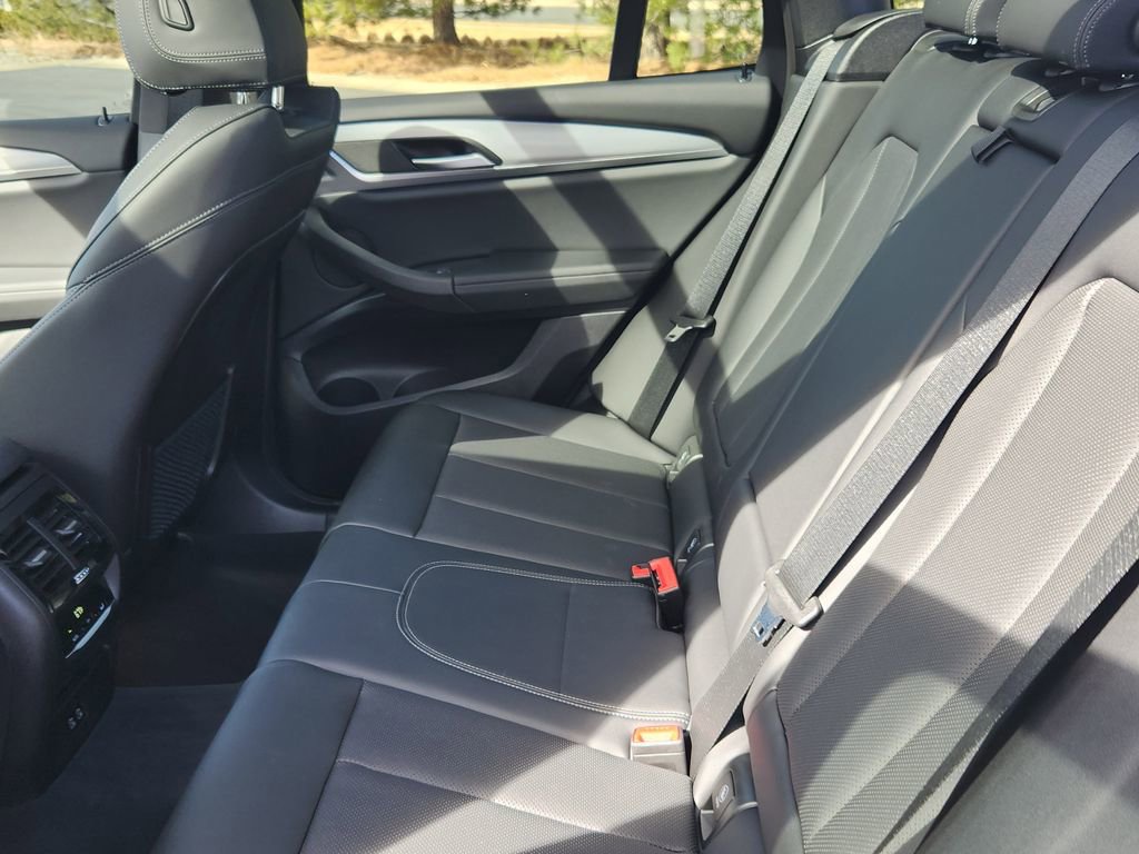 Used 2024 BMW X3 xDrive30i w/ Premium Package image 11