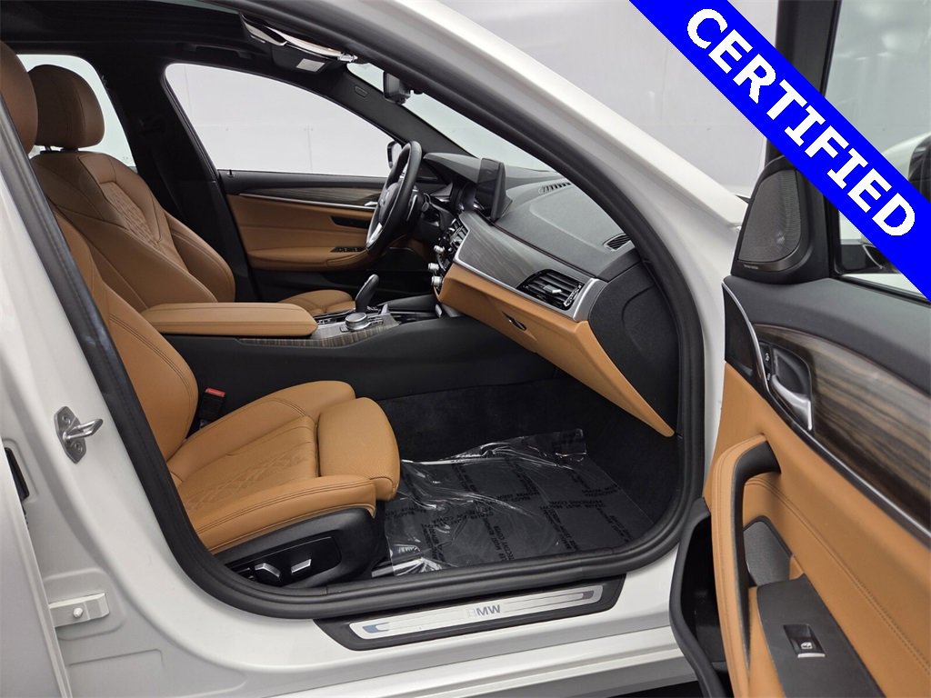 Certified 2022 BMW 540i w/ Premium Package image 16