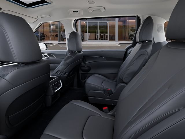 New 2027 Kia Carnival SX w/ Dark Edition Package FWD image 20