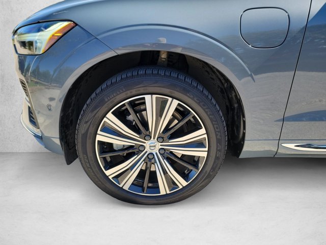 Used 2023 Volvo XC60 T8 Plus w/ Protection Package Premier AWD/4WD image 28