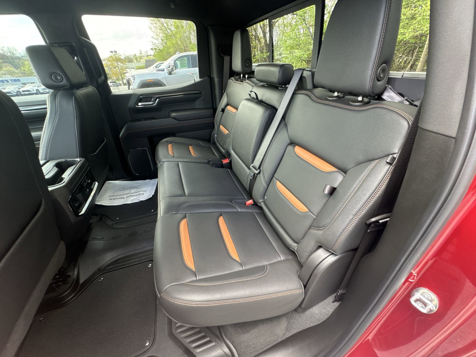 Used 2024 GMC Sierra 1500 AT4 w/ AT4 Premium Package AWD/4WD image 23
