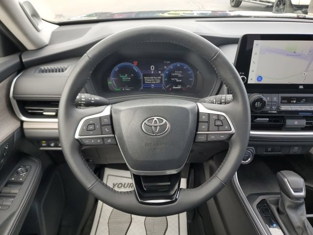 Used 2025 Toyota Grand Highlander AWD Hybrid image 19