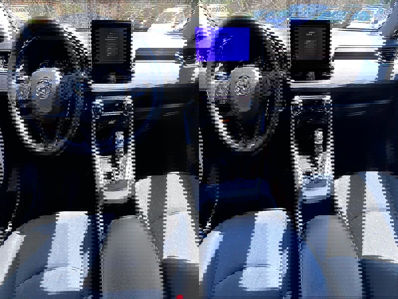 Used 2024 Toyota RAV4 XLE w/ Convenience Package AWD/4WD image 21