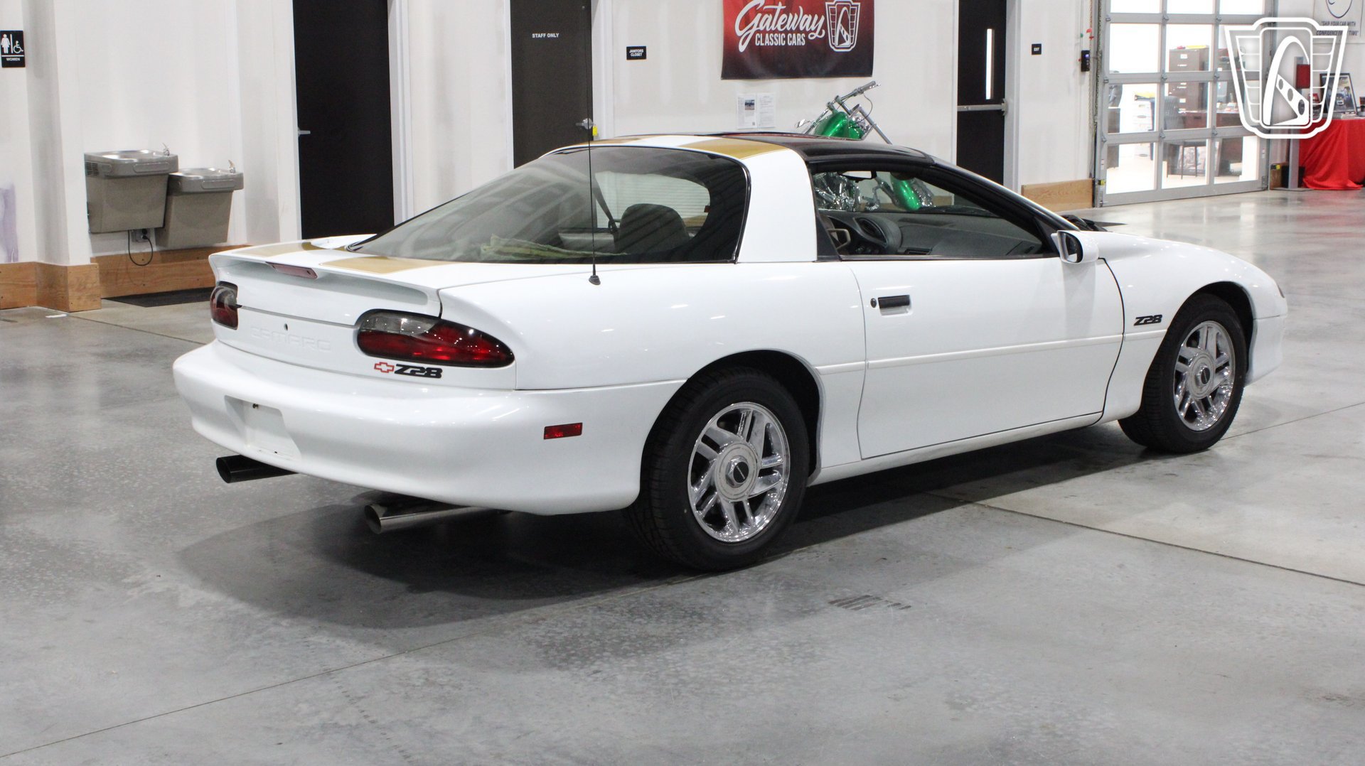 Used 1996 Chevrolet Camaro Z28 RWD image 30