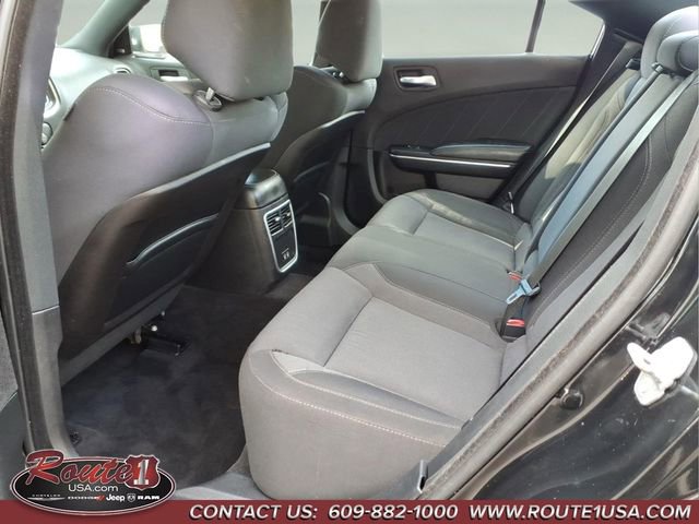 Used 2015 Dodge Charger SXT image 13
