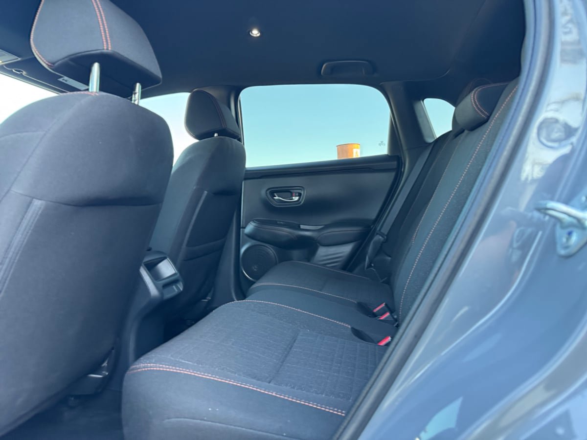 Used 2025 Honda HR-V Sport image 17