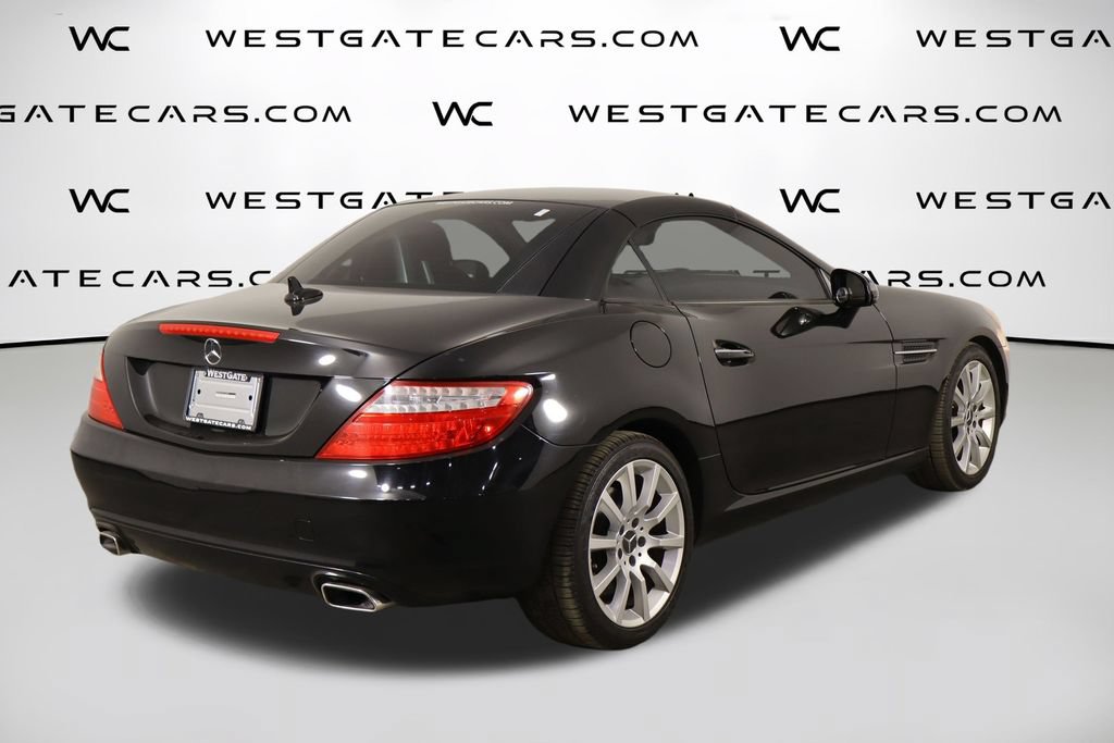 Used 2016 Mercedes-Benz SLK 300 image 35