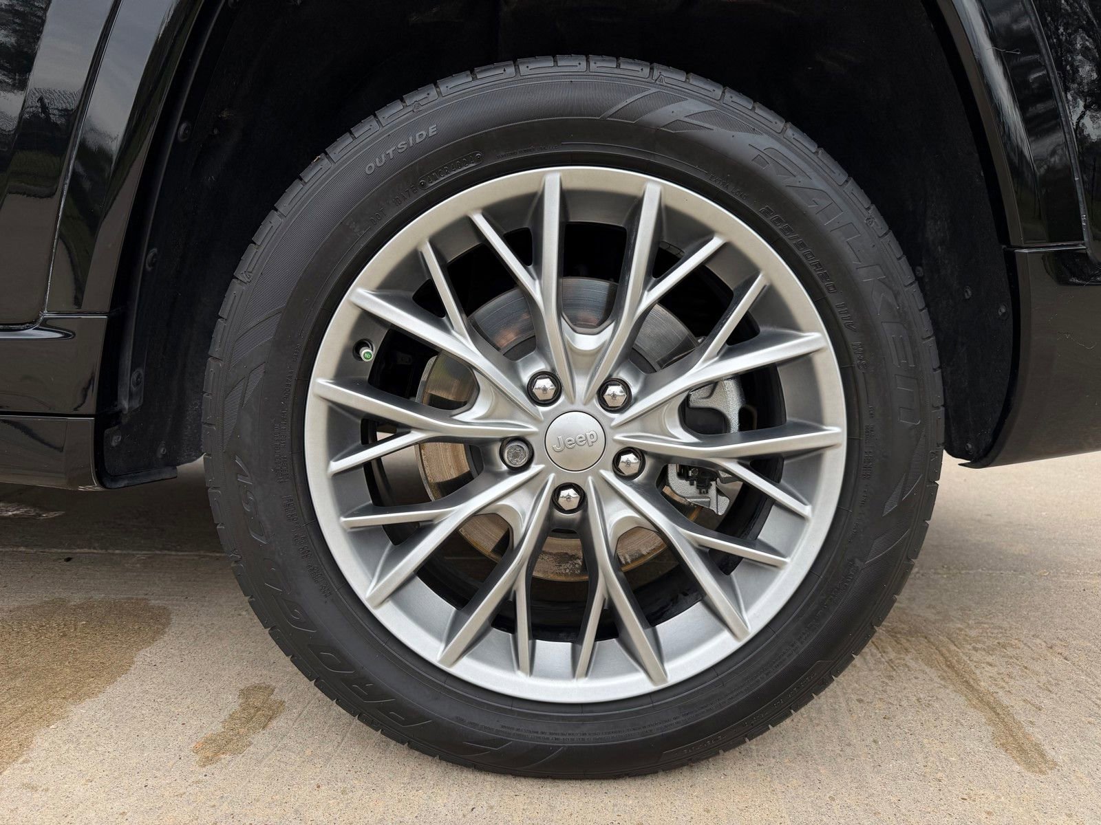 Used 2022 Jeep Grand Cherokee L Summit w/ Luxury Tech Group V image 26