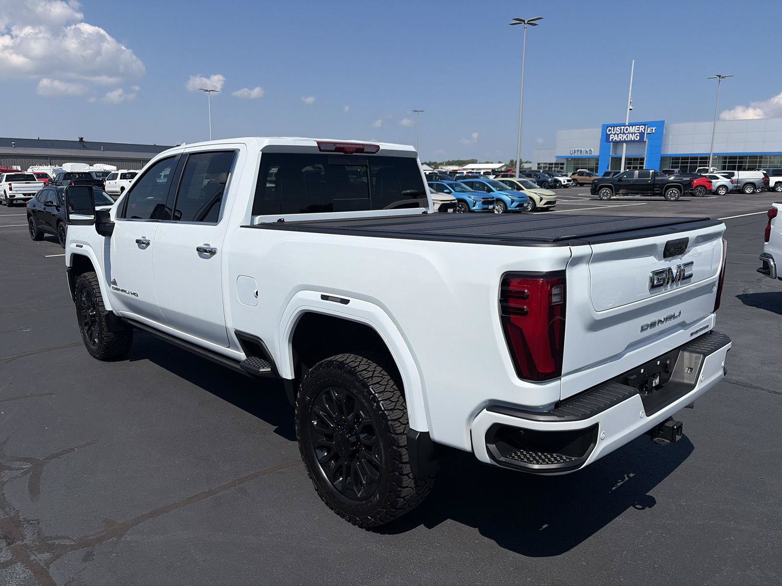 Used 2026 GMC Sierra 2500 Denali Ultimate AWD/4WD image 12