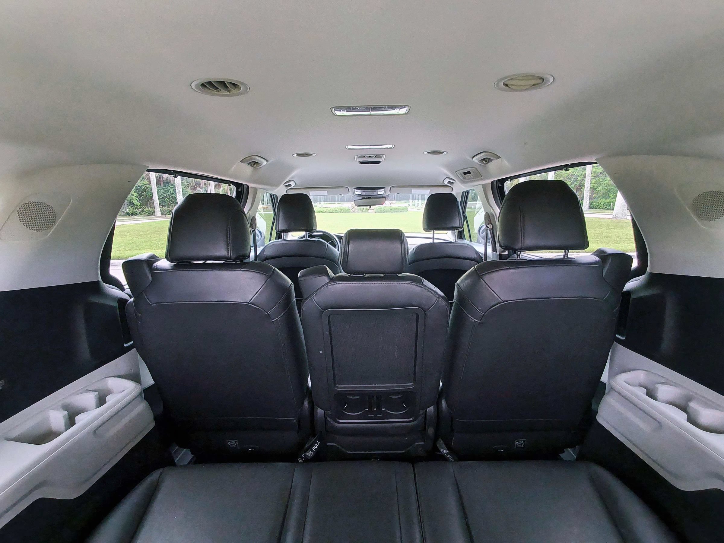 Used 2022 Kia Carnival EX FWD image 58