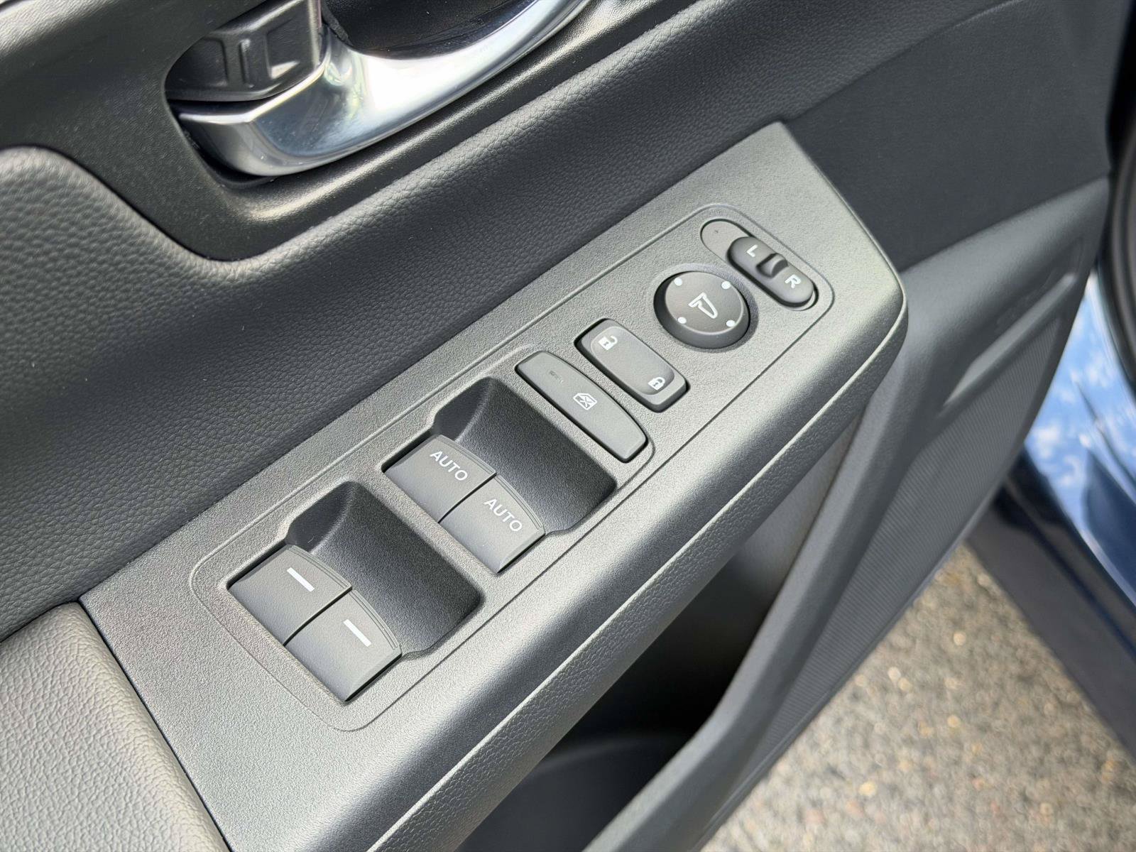 Certified 2026 Honda CR-V Sport image 7