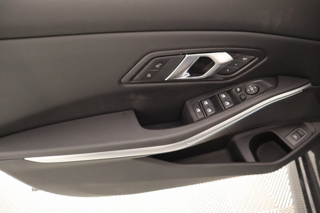 New 2025 BMW 330i xDrive Sedan w/ M Sport Package image 17