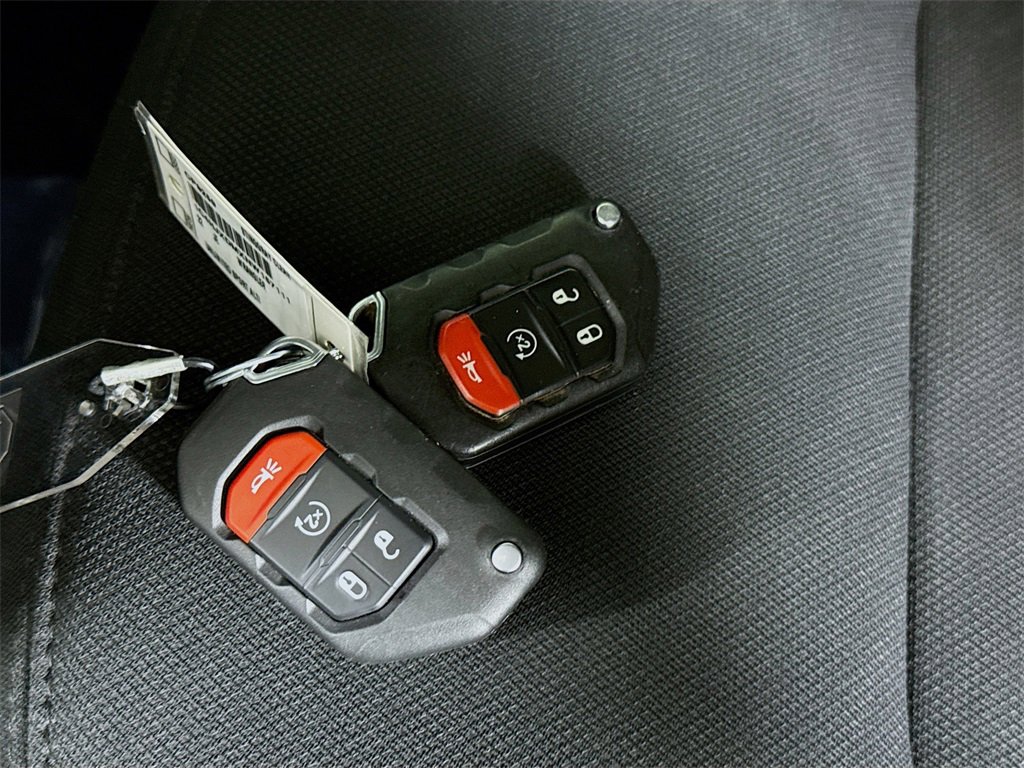 Used 2022 Jeep Wrangler Unlimited Sport image 33
