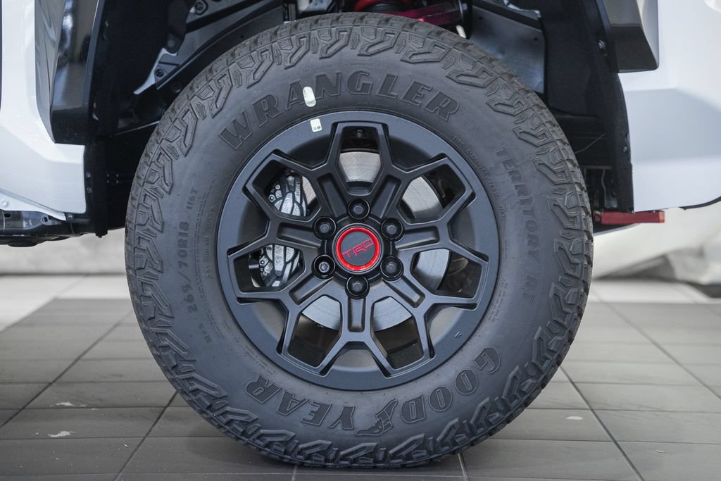 New 2026 Toyota Tacoma TRD Pro w/ Tow Tech Package AWD/4WD image 18
