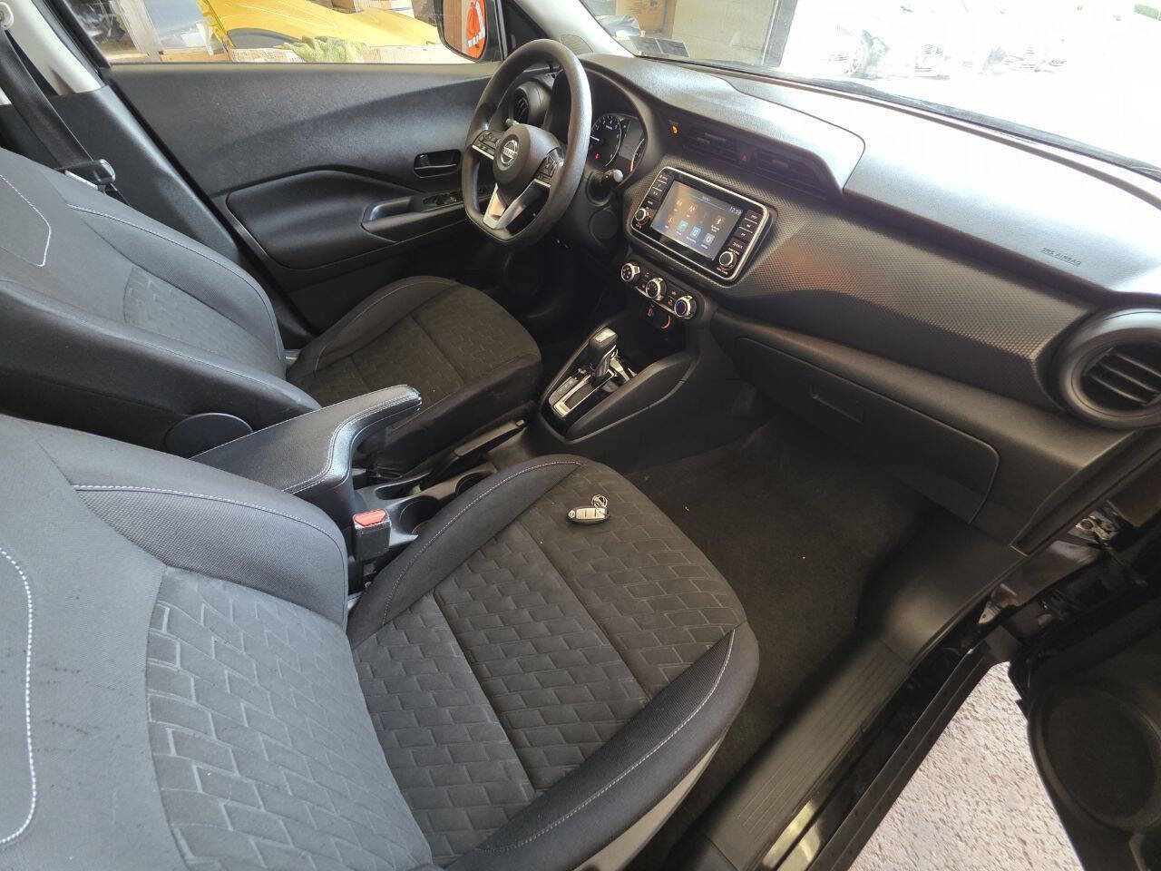 Used 2021 Nissan Kicks S image 13