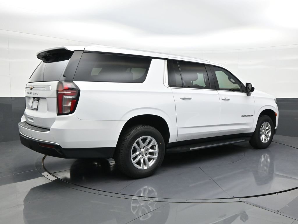 Used 2022 Chevrolet Suburban LS image 5
