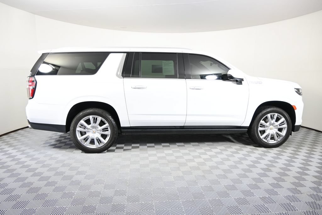 Used 2021 Chevrolet Suburban High Country AWD/4WD image 7