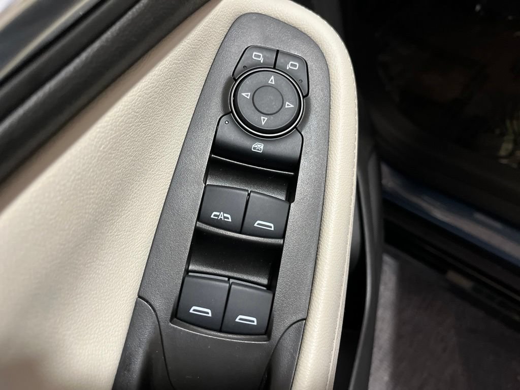 Certified 2024 Buick Encore GX Sport Touring AWD/4WD image 14