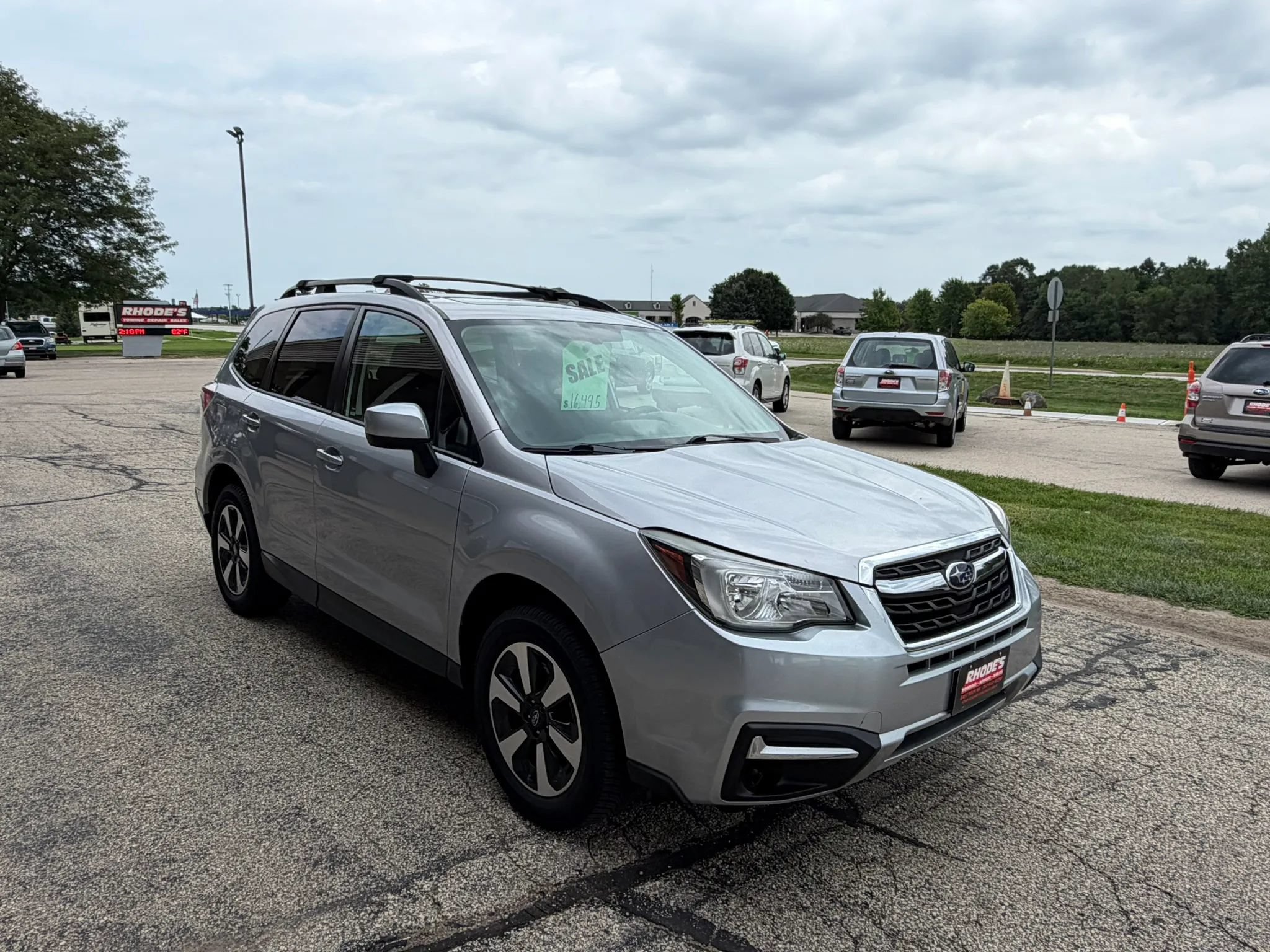 Used 2018 Subaru Forester 2.5i Premium w/ All-Weather Package AWD/4WD image 7