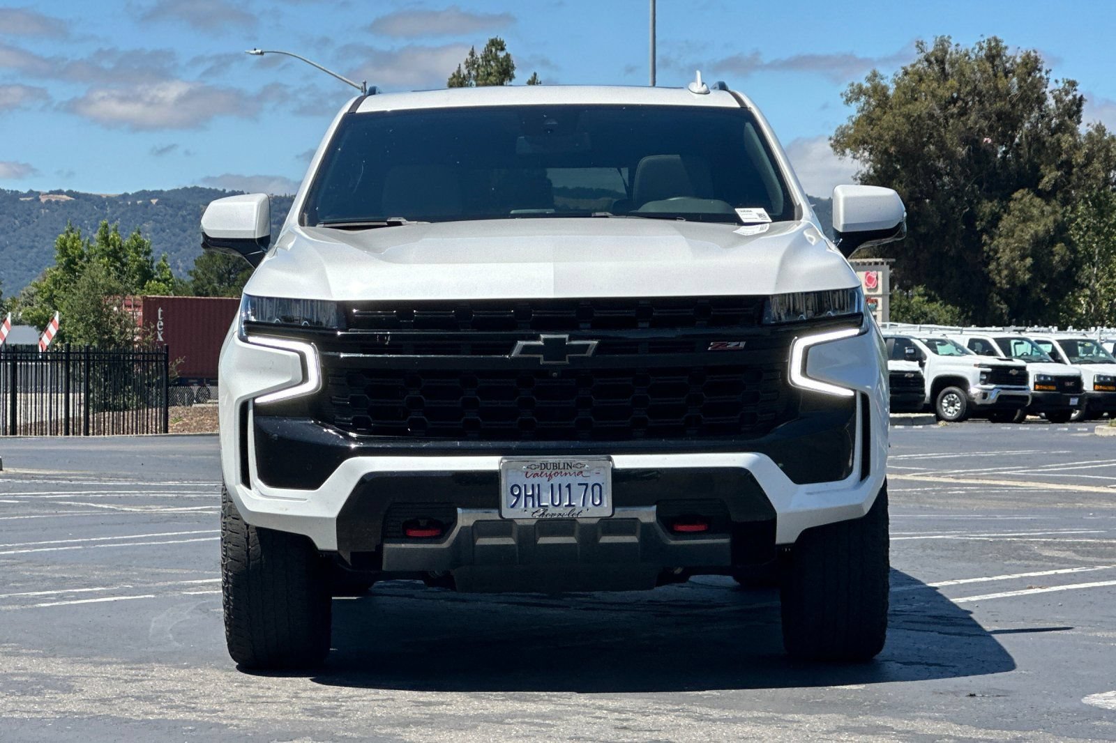 Used 2023 Chevrolet Tahoe Z71 w/ Luxury Package AWD/4WD image 9