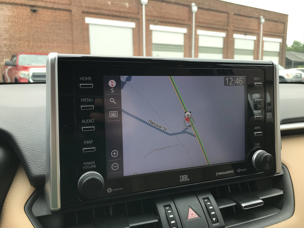 Used 2020 Toyota RAV4 Limited AWD/4WD image 22