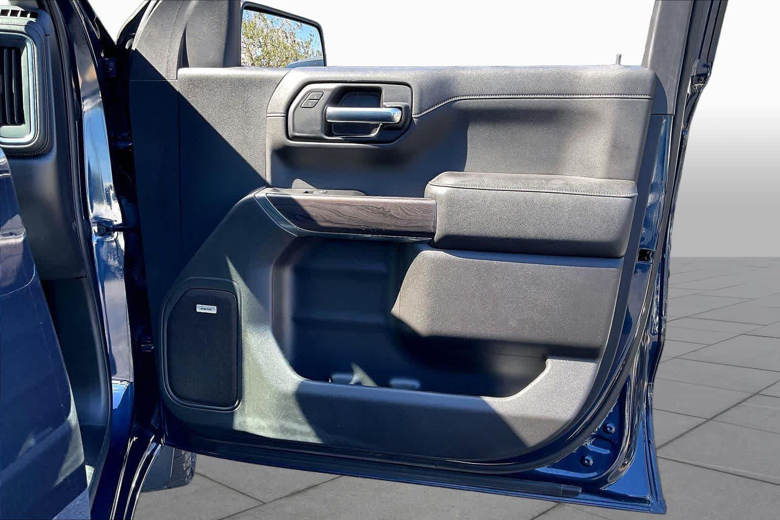 Used 2022 Chevrolet Silverado 1500 LTZ AWD/4WD image 23