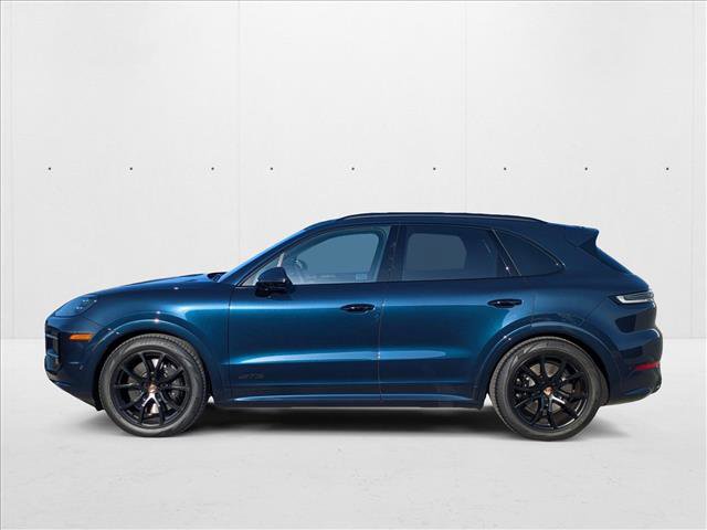 New 2025 Porsche Cayenne GTS image 2