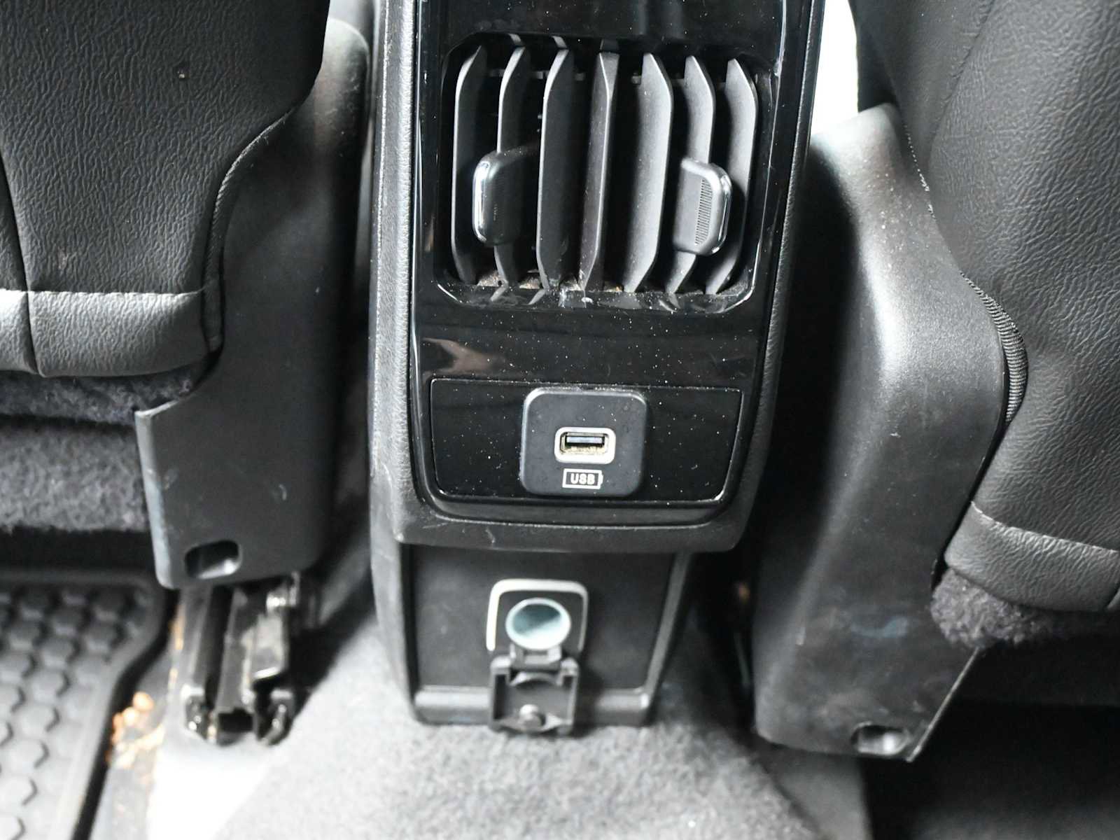 Used 2024 Jeep Compass Trailhawk image 28