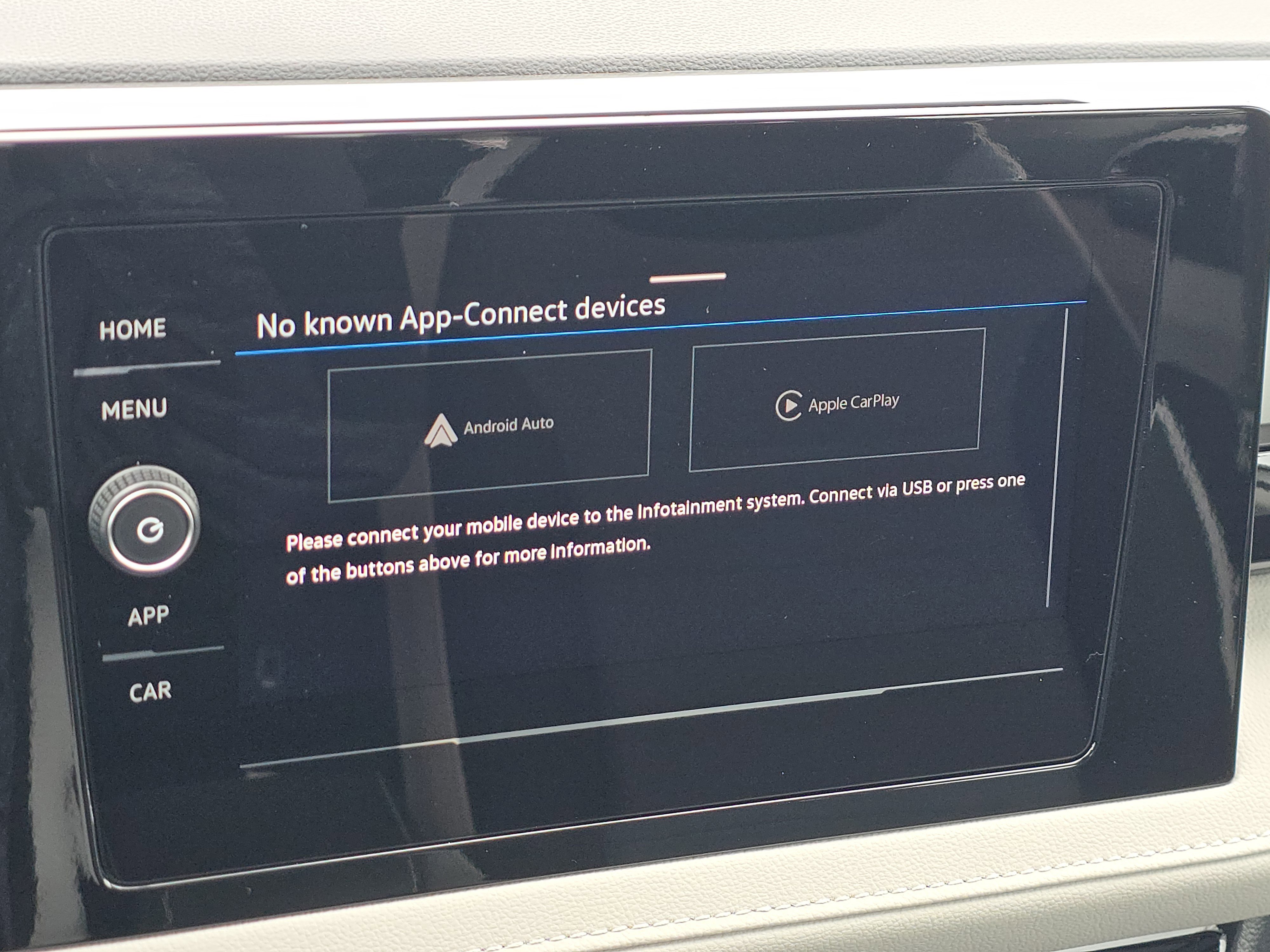 New 2026 Volkswagen Taos S image 10