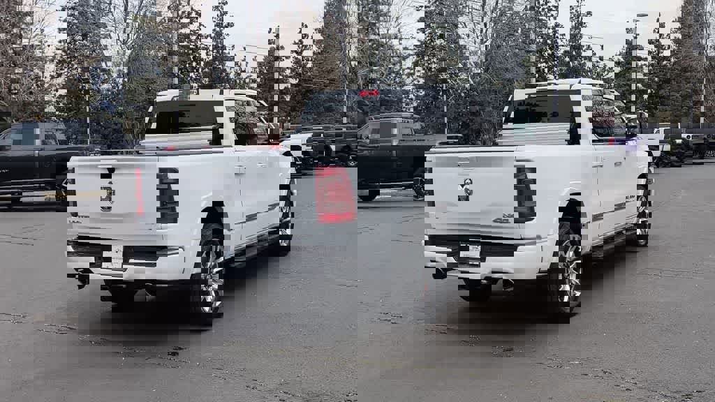 Used 2024 RAM 1500 Limited w/ Trailer Tow Group image 8