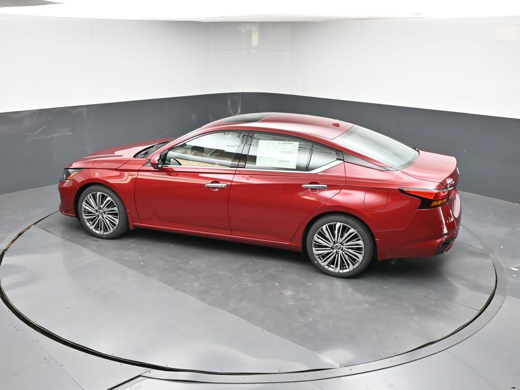 New 2025 Nissan Altima 2.5 SL image 35