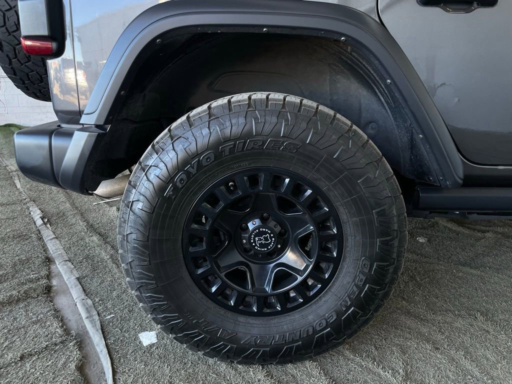 Used 2022 Jeep Wrangler Unlimited Rubicon 4xe w/ Safety Group image 13