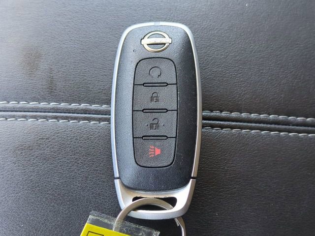 Used 2024 Nissan Pathfinder SV w/ Black Appearance Package image 28