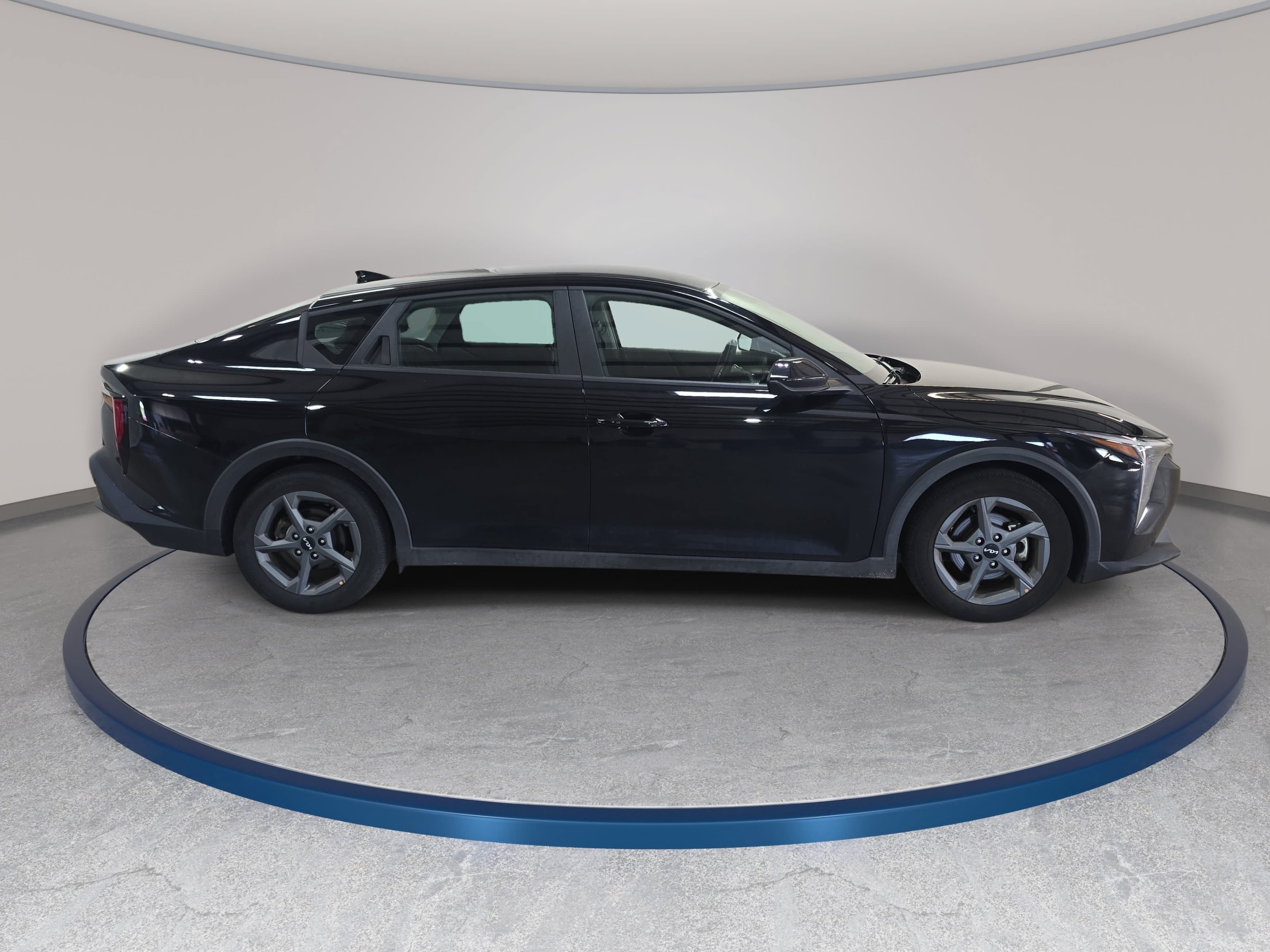 Used 2025 Kia K4 FWD image 5