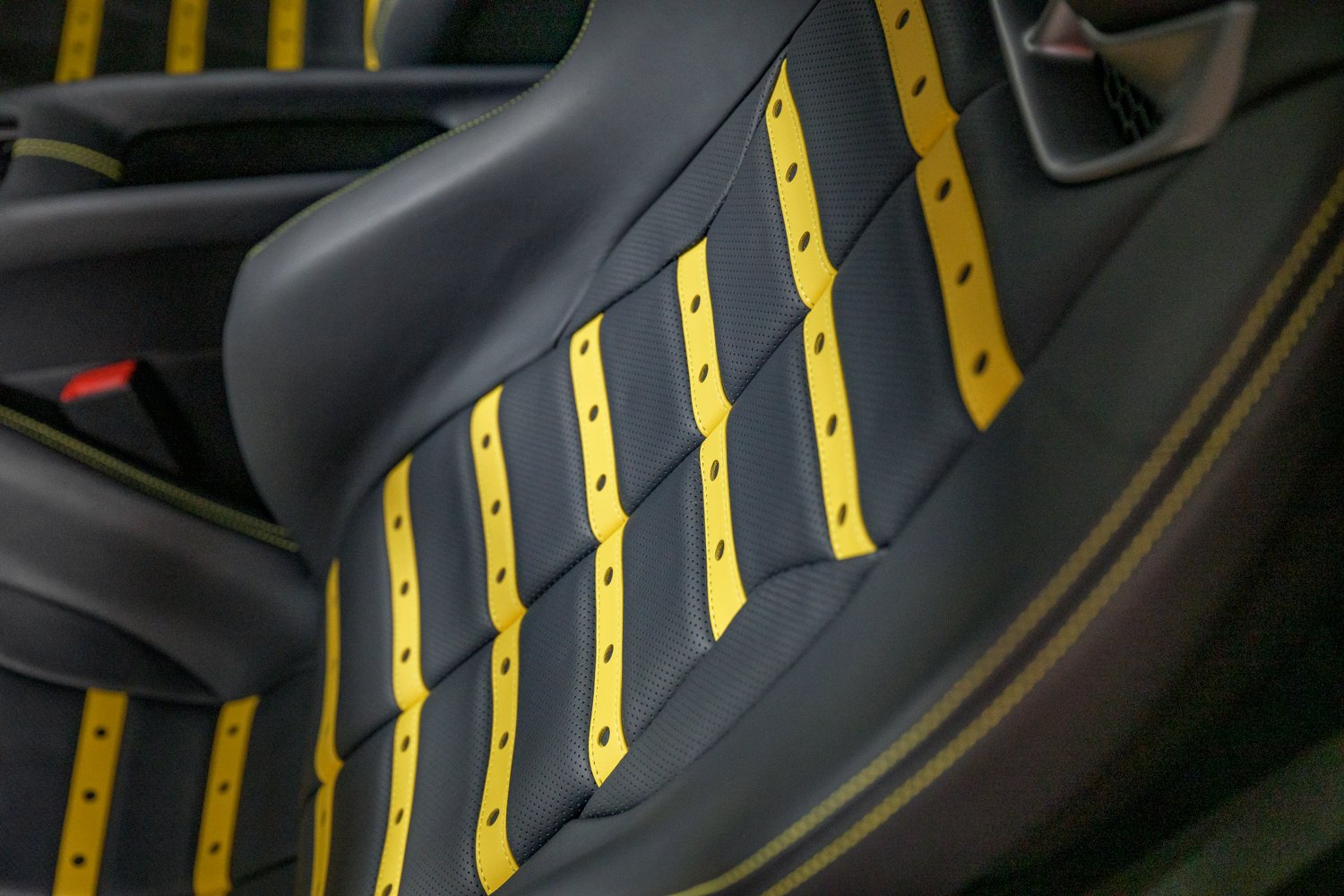 Certified 2025 Ferrari 296 GTB RWD image 32