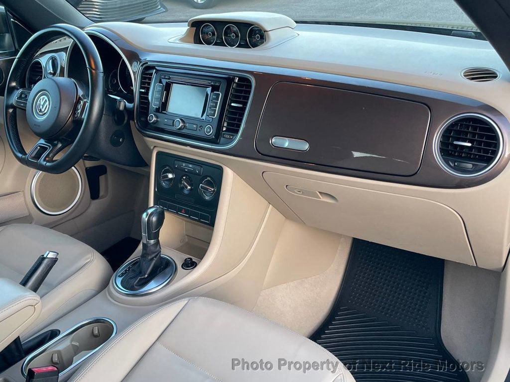 Used 2013 Volkswagen Beetle TDI image 22