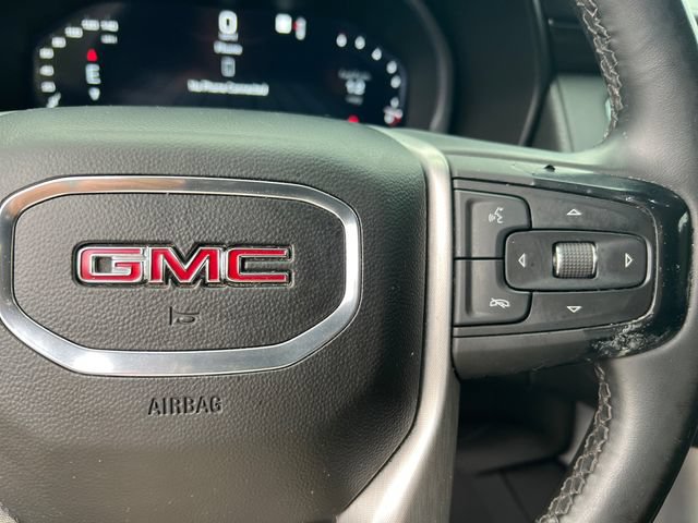 Used 2023 GMC Yukon SLE RWD image 32