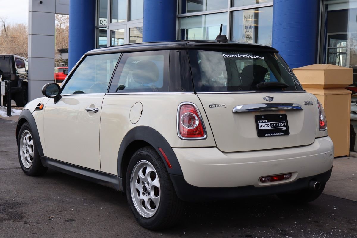 Used 2013 MINI Cooper Hardtop image 3
