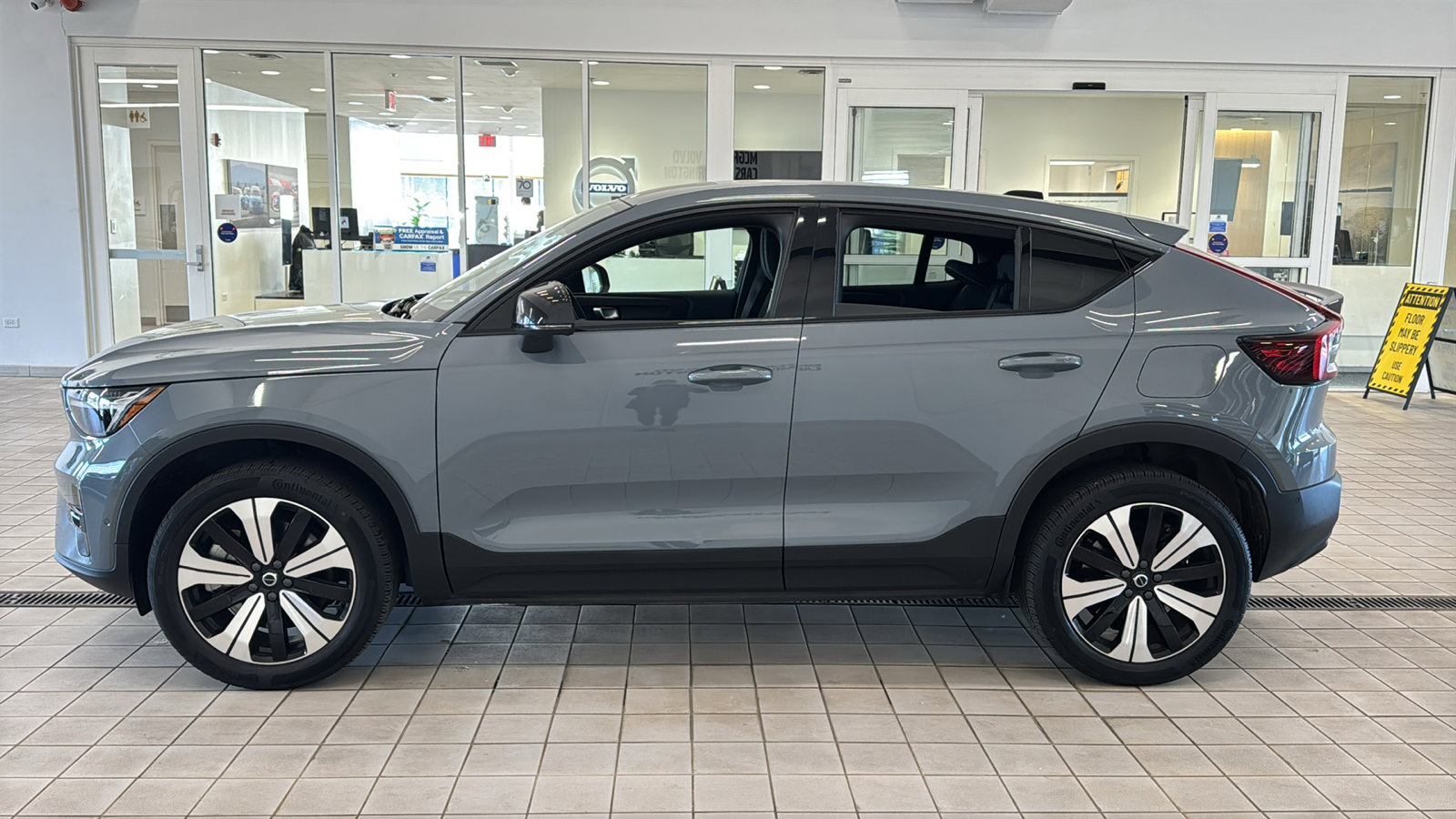 Used 2023 Volvo C40 P8 Recharge Plus AWD/4WD image 8