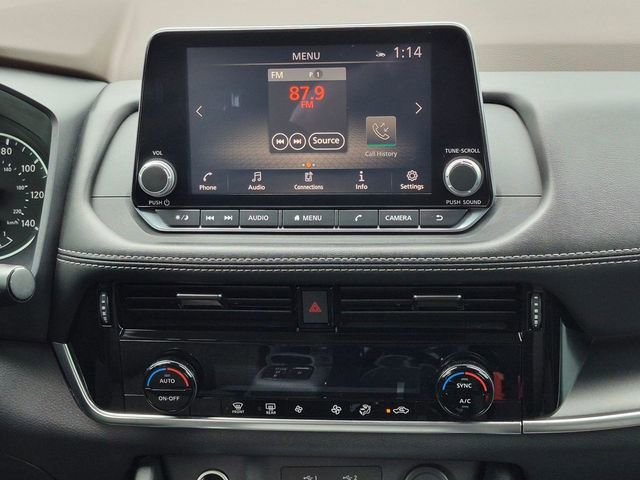 Used 2021 Nissan Rogue SV AWD/4WD image 14