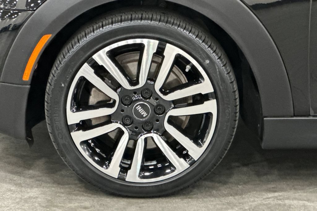 Used 2020 MINI Cooper S w/ Premium Package FWD image 33