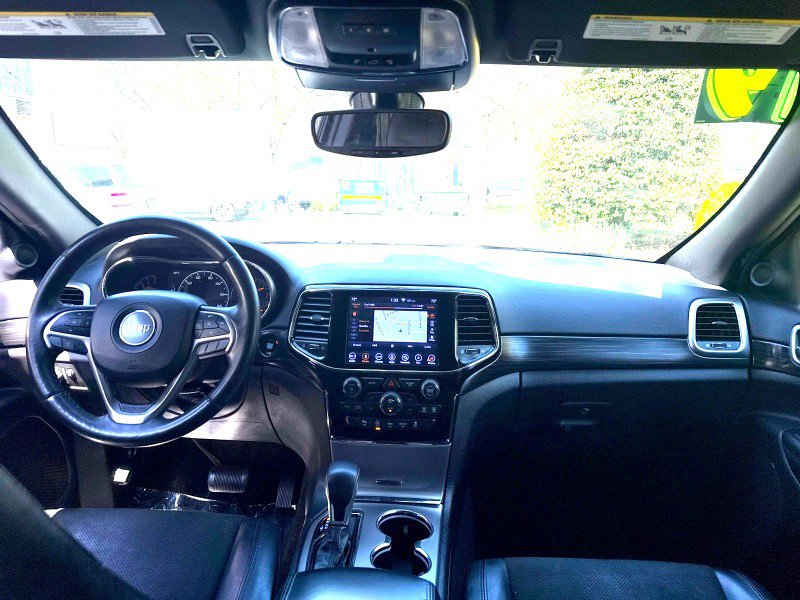 Used 2019 Jeep Grand Cherokee Altitude image 17