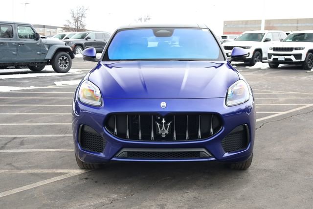 Used 2024 Maserati Grecale GT image 3