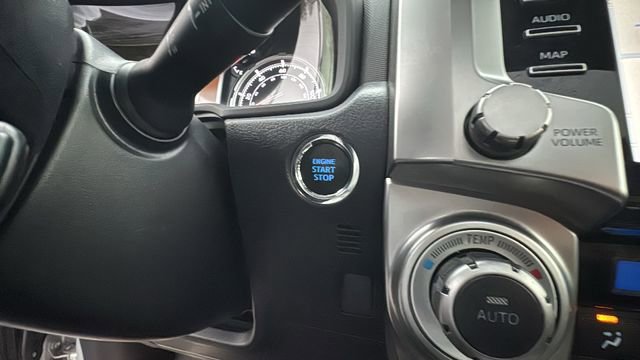 Used 2021 Toyota 4Runner Limited image 17