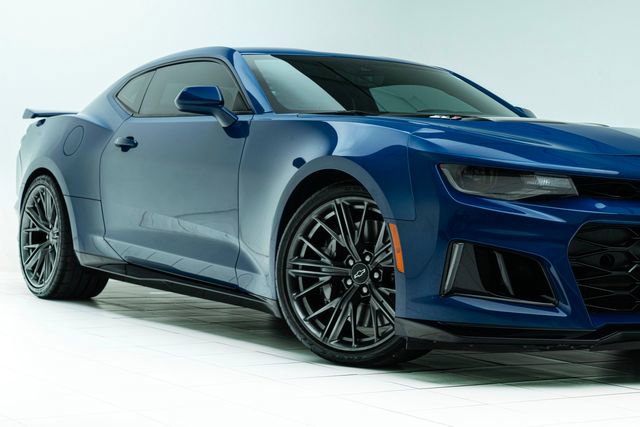 Used 2022 Chevrolet Camaro ZL1 image 3