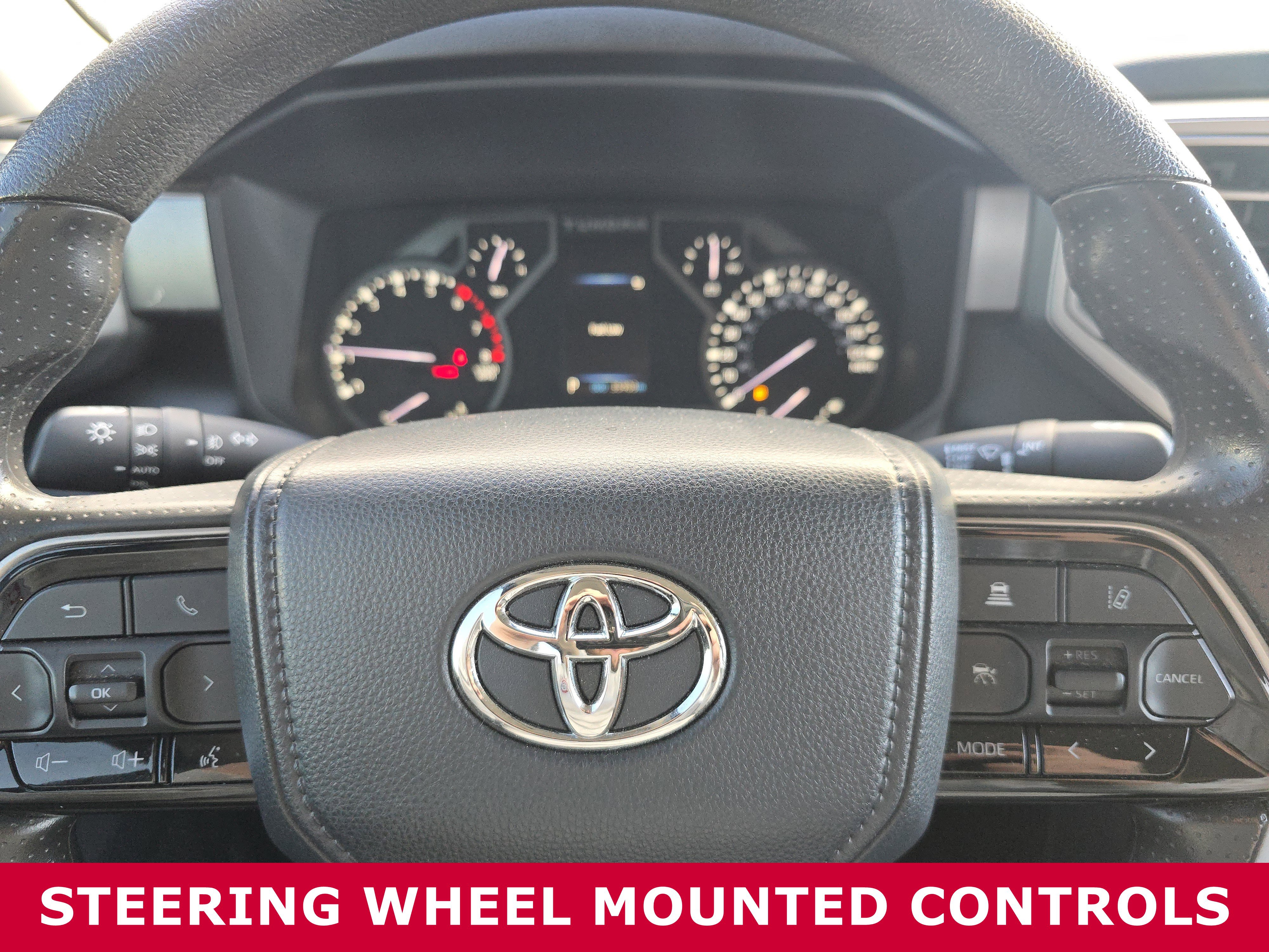 Used 2022 Toyota Tundra SR5 w/ SR5 Convenience Package image 18