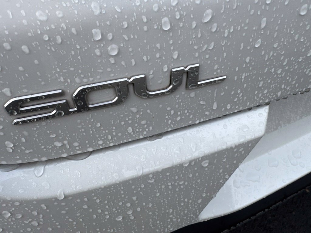 Certified 2023 Kia Soul LX FWD image 8