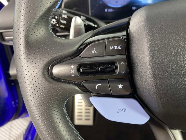 Used 2024 Hyundai Elantra N Base image 18
