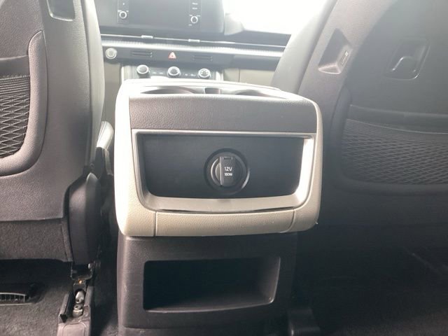 Used 2023 Kia Carnival LX FWD image 17