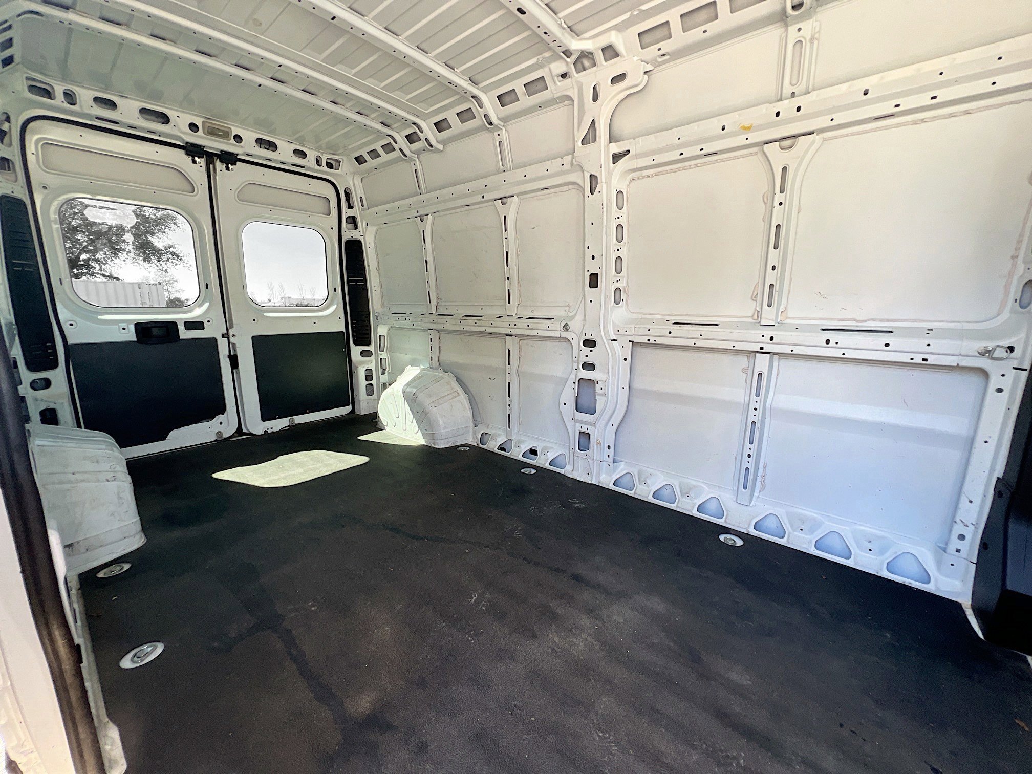 Used 2023 RAM ProMaster 2500 FWD image 34